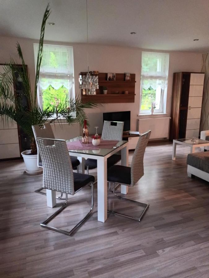 Apartment Leucht Ziegenrück Buitenkant foto